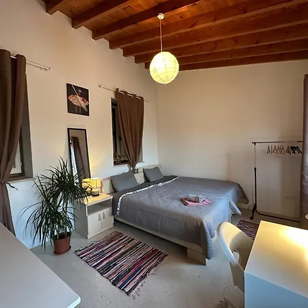 Teleport Coliving Cyprus Homestay