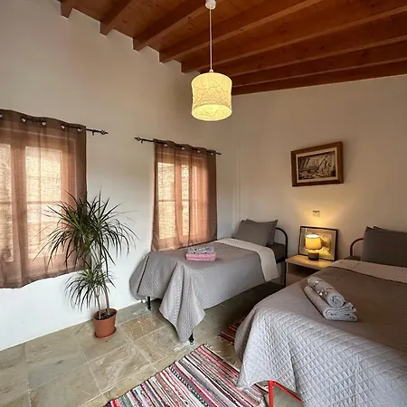 Δωμάτια σε οικογενειακή κατοικία Teleport Coliving Cyprus